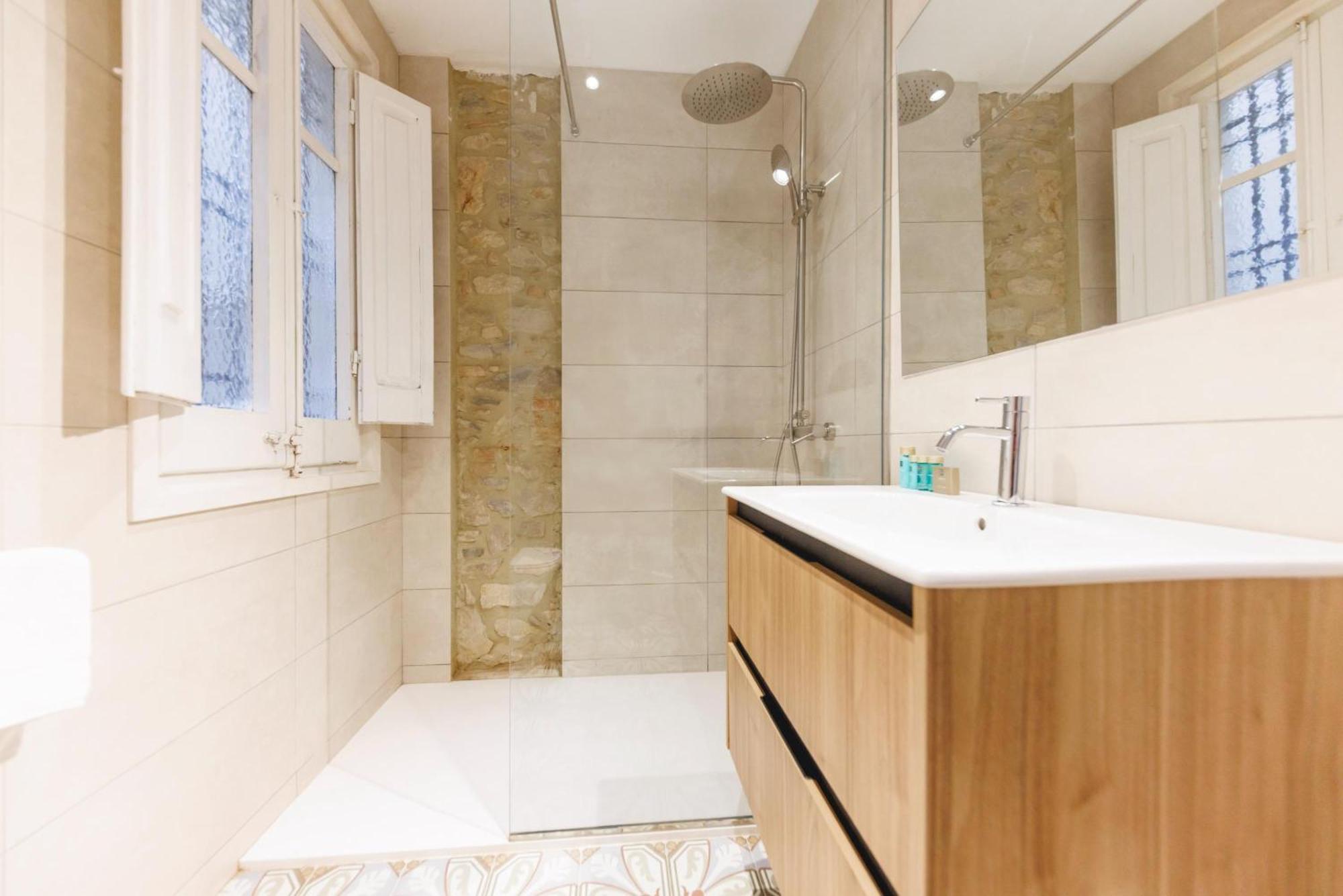Bravissimo El Lleo, Bright 4-Bedroom Apartment Girona Eksteriør billede