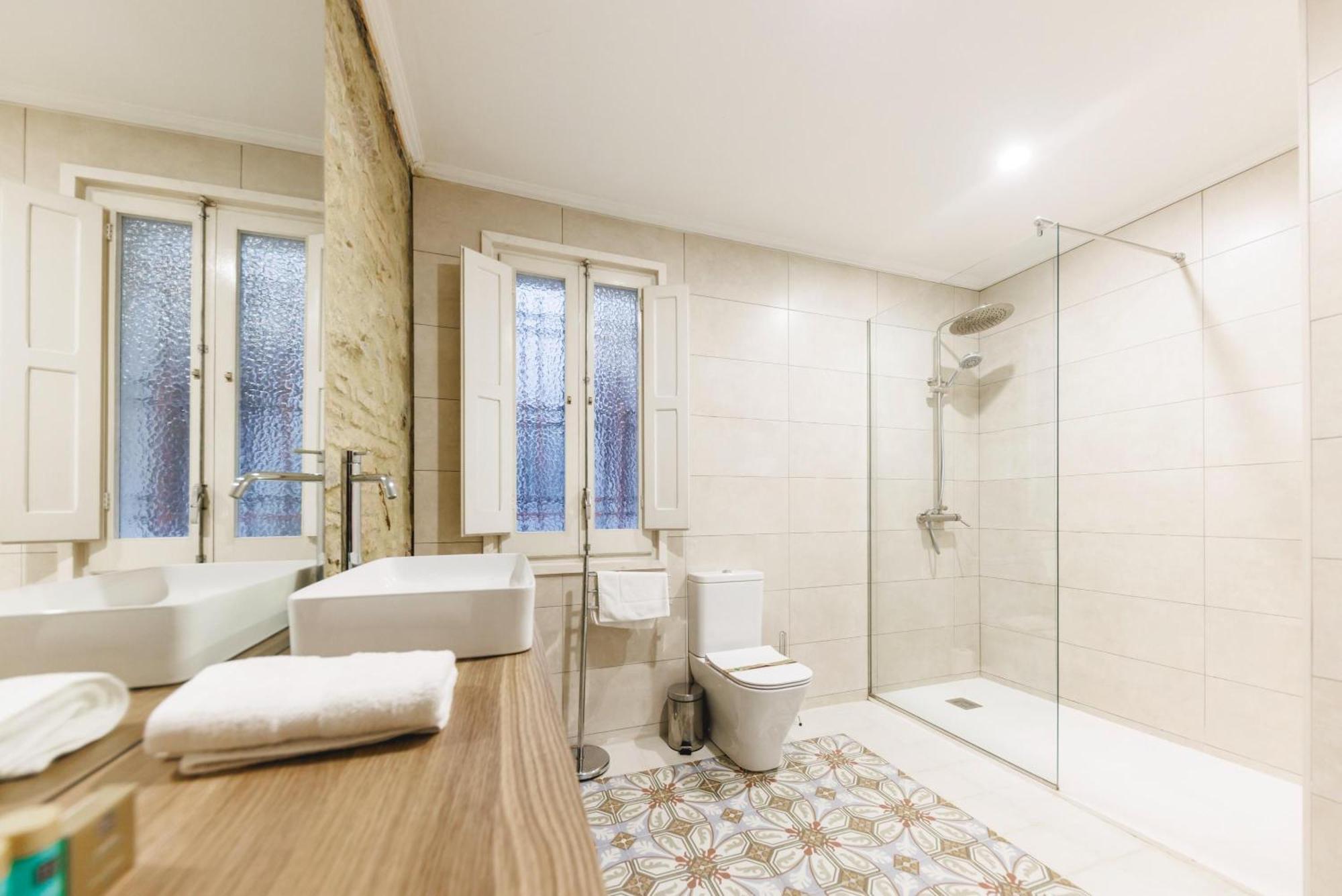 Bravissimo El Lleo, Bright 4-Bedroom Apartment Girona Eksteriør billede
