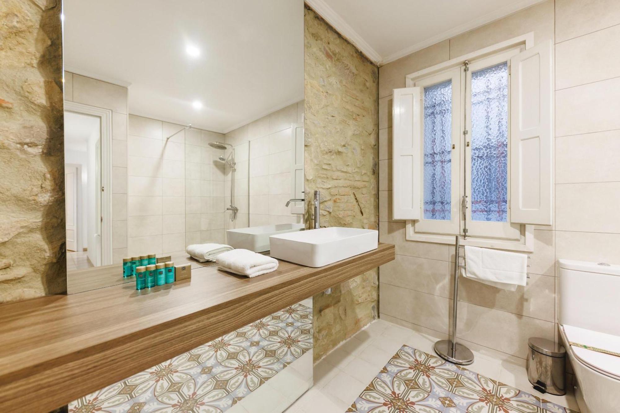 Bravissimo El Lleo, Bright 4-Bedroom Apartment Girona Eksteriør billede